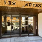 Apartment Neves - Location: Ensoleille Pour 4 Personnes Dans Un Quartier Anime *