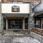 Neves - Location: Ensoleille Pour 4 Personnes Dans Un Quartier Anime * Val Thorens