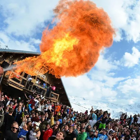 Apartament Neves - Location: Ensoleille Pour 4 Personnes Dans Un Quartier Anime *