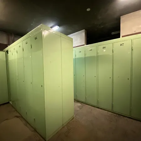 Neves - Location: Ensoleille Pour 4 Personnes Dans Un Quartier Anime Apartament