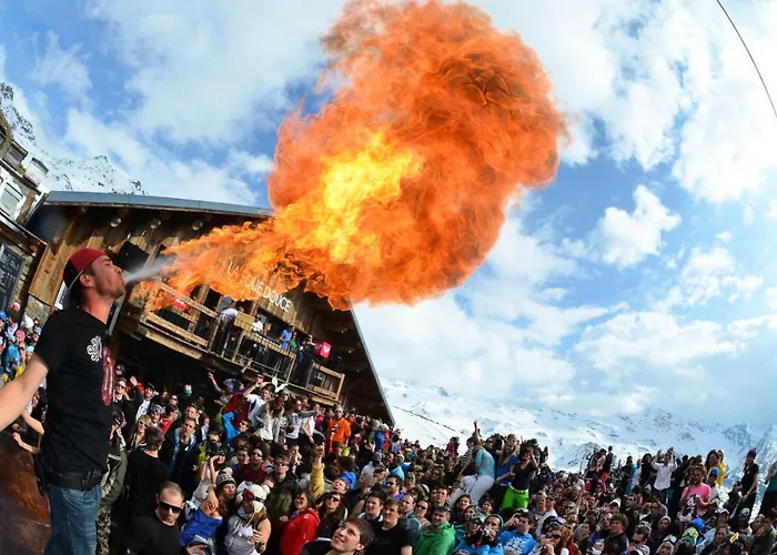 Appartement Résidence Neves - Location: Ensoleillé Pour 4 Personnes Dans Un Quartier Animé Val Thorens